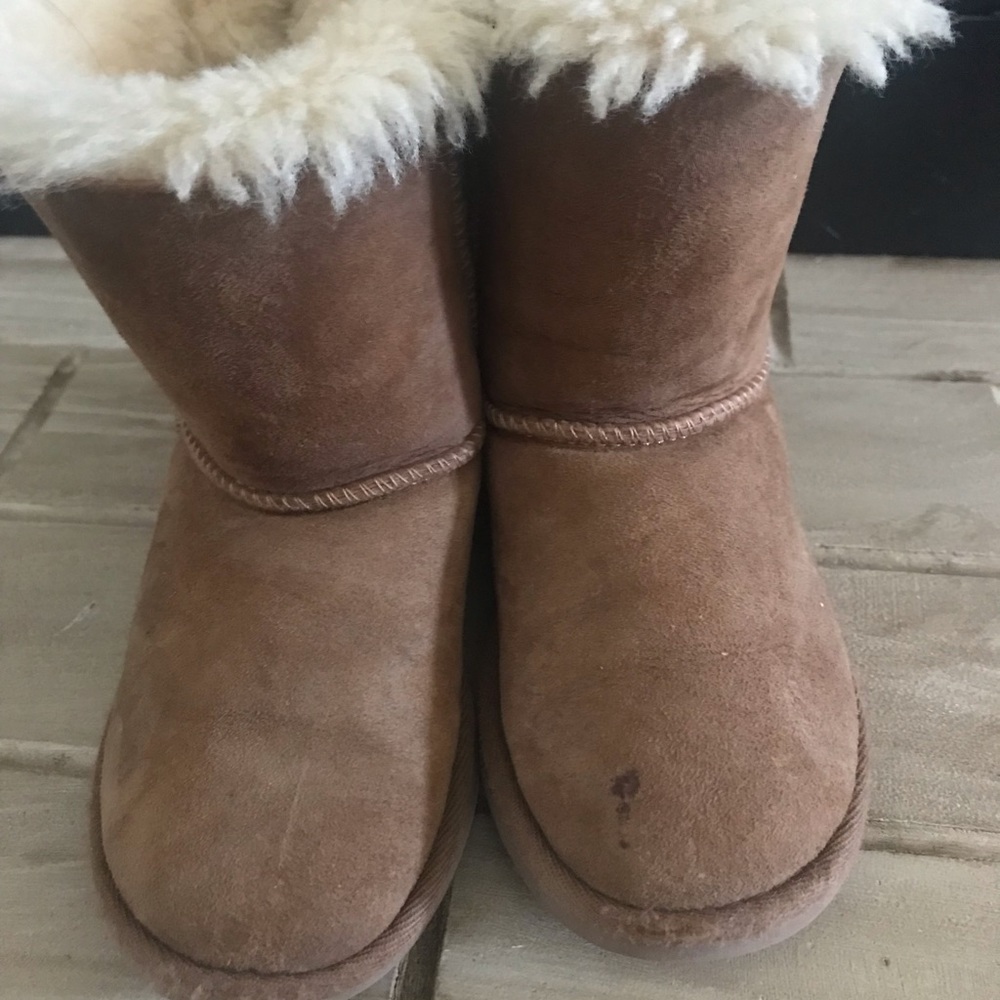 Uggs Bailey bow